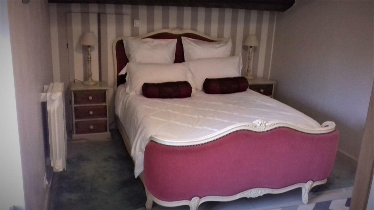 Maison Lavande Bed and Breakfast Saint-Jean-dʼAngély Esterno foto