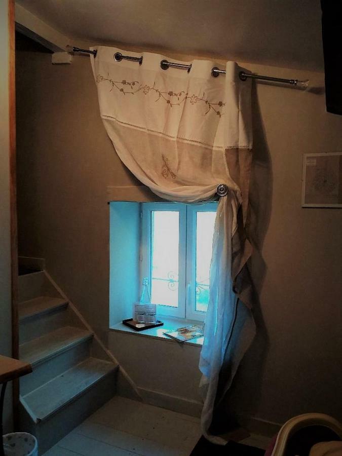 Maison Lavande Bed and Breakfast Saint-Jean-dʼAngély Esterno foto
